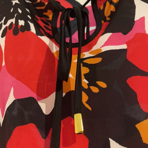 XL Worthington Floral Top Machine Wash | 100% Poly - Picture 4 of 10